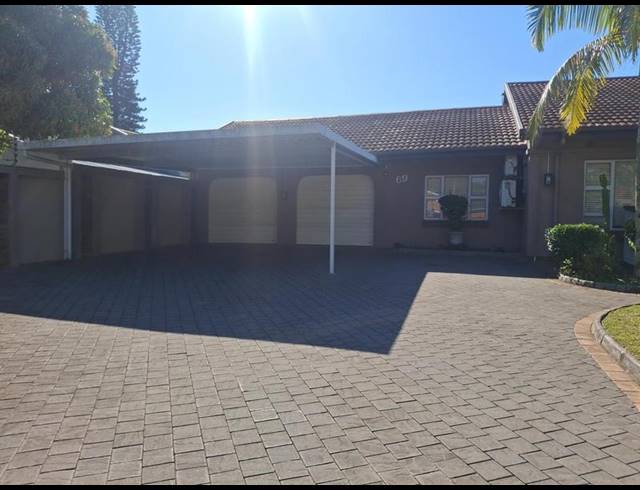 4 BEDROOM HOUSE FOR SALE IN MEER-EN-SEE